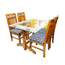 Designed Glass Top Dining Table 4
