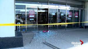 That shooting, near a starbucks, sent shoppers scrambling for cover but did not result in any. Wzljqzoizr3tbm
