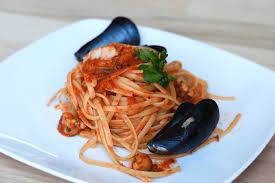 seafood pasta with red sauce linguini