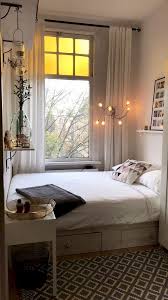 simple bedroom decorating ideas diy