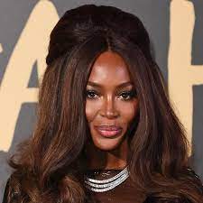 May 18, 2021 · supermodel naomi campbell has joined the ranks of thousands of mature moms in the u.s. Naomi Campbell Sie Zeigt Sich In Einem Hauch Von Nichts Gala De