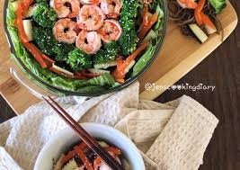 Trying to get a bit of taste and health into a good and tasty summer food. Shrimp Cold Somen Salad Recipe By Jenscookingdiary Cookpad