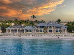 naples florida compound listed for