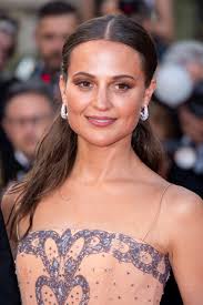 alicia vikander s cool cannes hairstyle