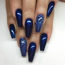 Conquer the anchors with this blue and white nail art design. Midnight Blue Med Blatt Glitter Nail Design Nail Art Nail Salon Irvine Newport Beach Nail Designs Glitter Blue Nails Cute Acrylic Nails