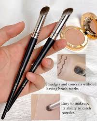 small nose contour concealer brush