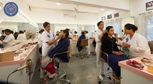makeup artist course in pune