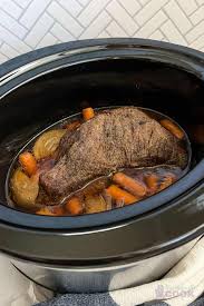 slow cooker tri tip roast with carrots