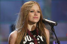 Avril Lavigne Joins TikTok Looking ...