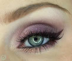 purple smoky eyes with elizabeth arden