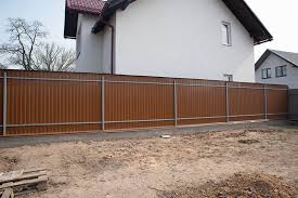 It will not rot like a wood barrier does, nor will it receive insect damage that could require a premature replacement. Corrugated Metal Fence Pros And Cons Designing Idea