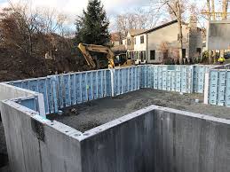 precast concrete foundation wall panels