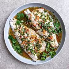 thai steamed fish with lime sauce