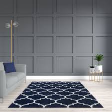 what color rug goes with gray walls