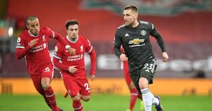 Following the game, shaw said that attwell had told maguire that he couldn't give the. Watch Man Utd S Luke Shaw Sends Thiago For A Hotdog With Brilliant Skill Planet Football