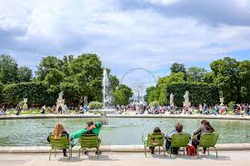 beautiful parks and gardens in paris
