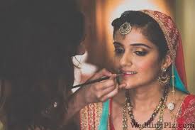 aakriti kochar makeup and hair artist