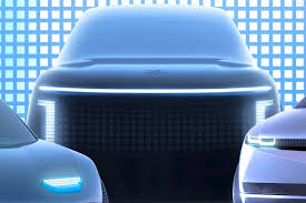 Whatever your perspective, the elegant lights draw the eye with their curved outline. Hyundai Ioniq 6 Ioniq 7 Teased Again During E Gmp Presentation
