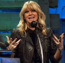 Zoe's tv job presenting saturday morning kids show live and kicking in the '90s. Zoe Ball Wikipedia