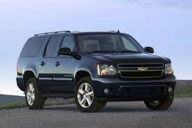 2010 chevy suburban review ratings