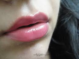 oriflame lip addict lipstick pink kiss