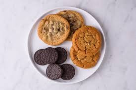 On low speed, in 3 additions beat flour mix into the creamed butter mixture. Cookie Nutrition Facts Calories And Diet Tips