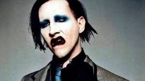 marilyn manson goes without his makeup