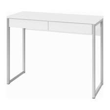 Featuring white high gloss finish with a gold metal base, this practical yet fashionable desk offers ample surface room and 3 storage drawers for your office supplies or other accessories. High Gloss Desks Houzz