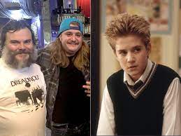 Salary, married, wedding, spouse, family kevin alexander clark was born on december 3, 1988, in highland park, illinois. Jack Black Reunites With Kid Drummer From School Of Rock People Com
