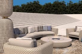 Choosing A Modern Outdoor Sofa