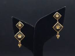 fancy laser light weight earrings gold