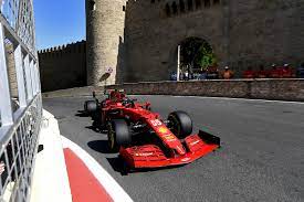 Cars rushing through the ancient city — only on the formula 1 track in baku. Au E4bbofmkjim