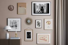 4 new ways to arrange a gallery wall