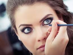 7 eye make up mistakes you didnt know