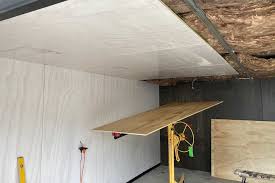 Garage Interior Diy Style With Plyplay