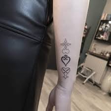 These designs don't take the form of a large flat image, and are more delicate than the traditional style. Top 50 Best Kingdom Hearts Tattoos 2021 Inspiration Guide