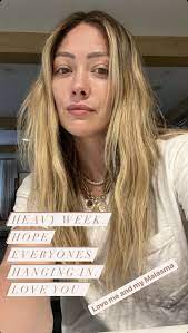 hilary duff goes makeup free in