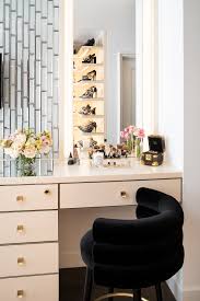 designing a dream vanity la closet