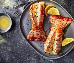 cook frozen lobster tails in air fryer