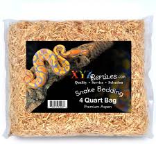 premium aspen snake bedding 4 quart bag