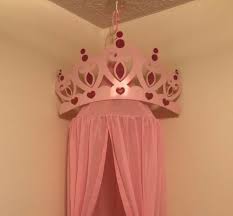 Pink Metal Crown Wall Decor For