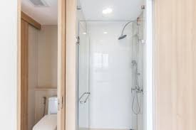 Four Types Of Wall Panels For Showers