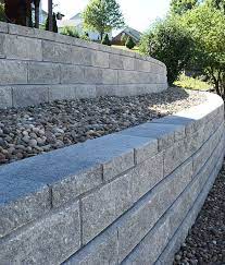the classic allan block retaining wall