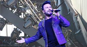 Sahnesi çökmüştü! Tarkan İzmir konserinin yeni yeri belli oldu… Ünlü  şarkıcı sosyal medyadan duyurdu