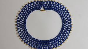 how to make a blue gold bead necklace