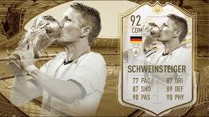 Former player of @fcbayern, @manchesterunited & @chicagofire. Fifa 21 Bastian Schweinsteiger 92 Prime Icon Moment Player Review I Fifa 21 Ultimate Team Youtube