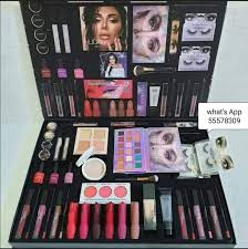 women stuff makeup box 11787746 mzad qatar