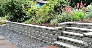 Concrete Retaining Wall With Blocks