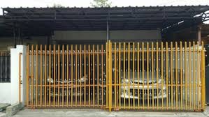 Cara membuat pagar baja ringan, pagar berfungsi sebagai pengaman sekaligus penguat tampilan fasad dan estetika rumah secara keseluruhan. Simpang Darmo Permai Selatan Plus Rangka Galvalum Carport 2mobil Pagar