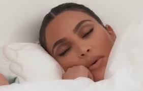 kim kardashian sleeps with full face of